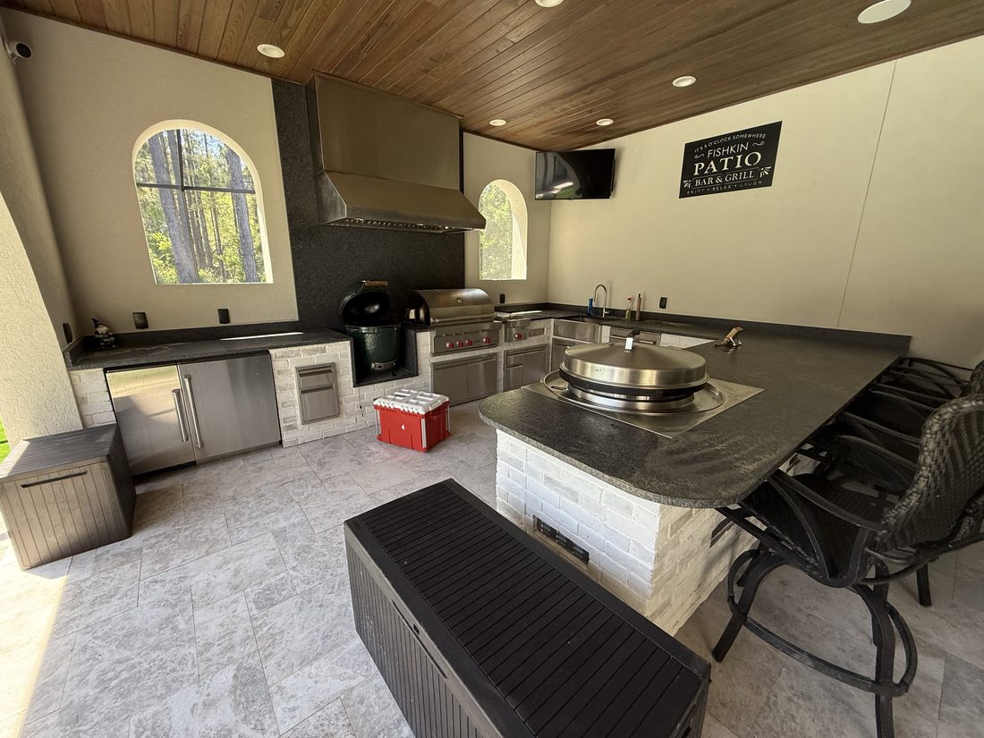 Outdoor kitchen with hood, built-in grill, Big Green Egg